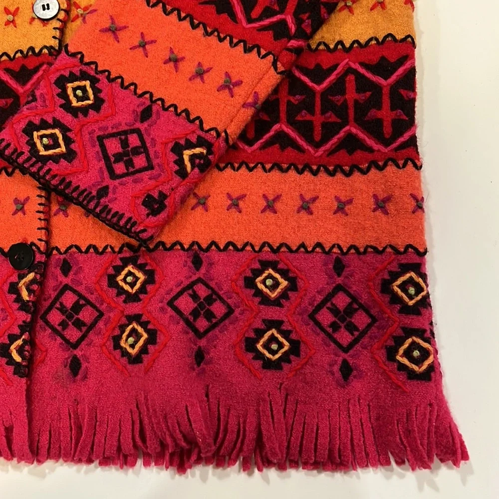 Susan Bristol - L, wool sweater coat/cardigan, southwest style - Picture 4 of 10